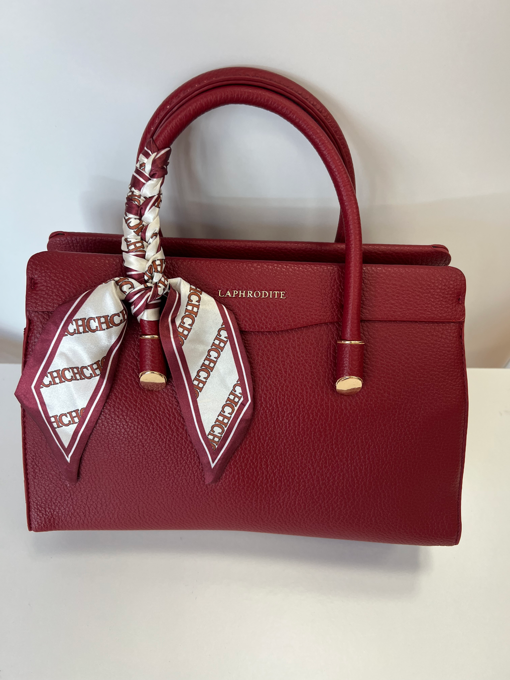 Handbag with scraf image 2